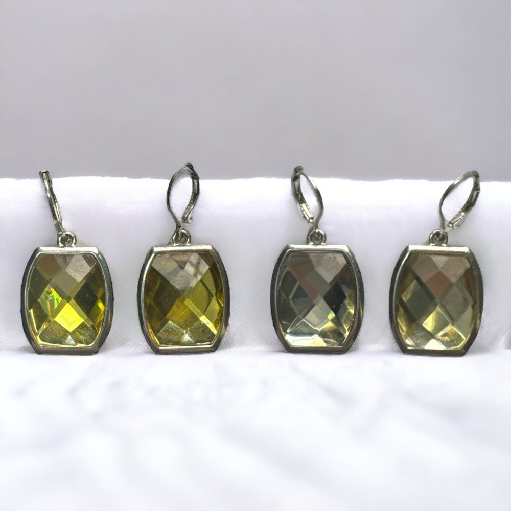 Vintage Joan Rivers Rhinestone Earrings